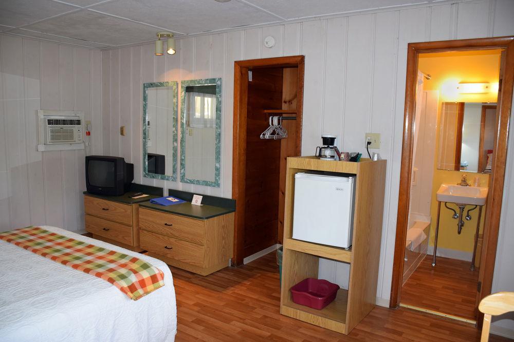 Inn On The Hill Lake George Exteriör bild